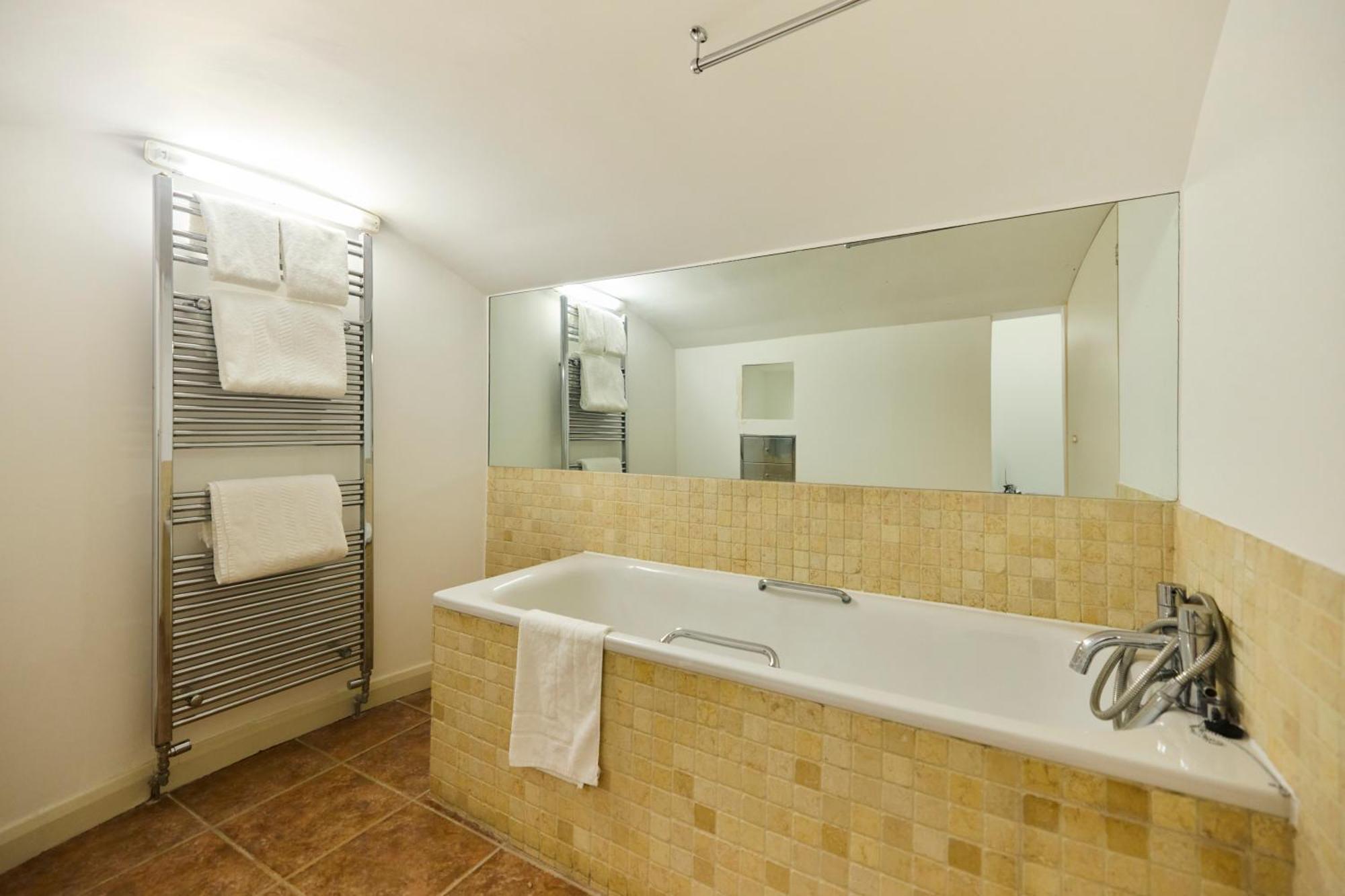 The Bayswater Gardens - Bright 3Bdr Home ロンドン エクステリア 写真