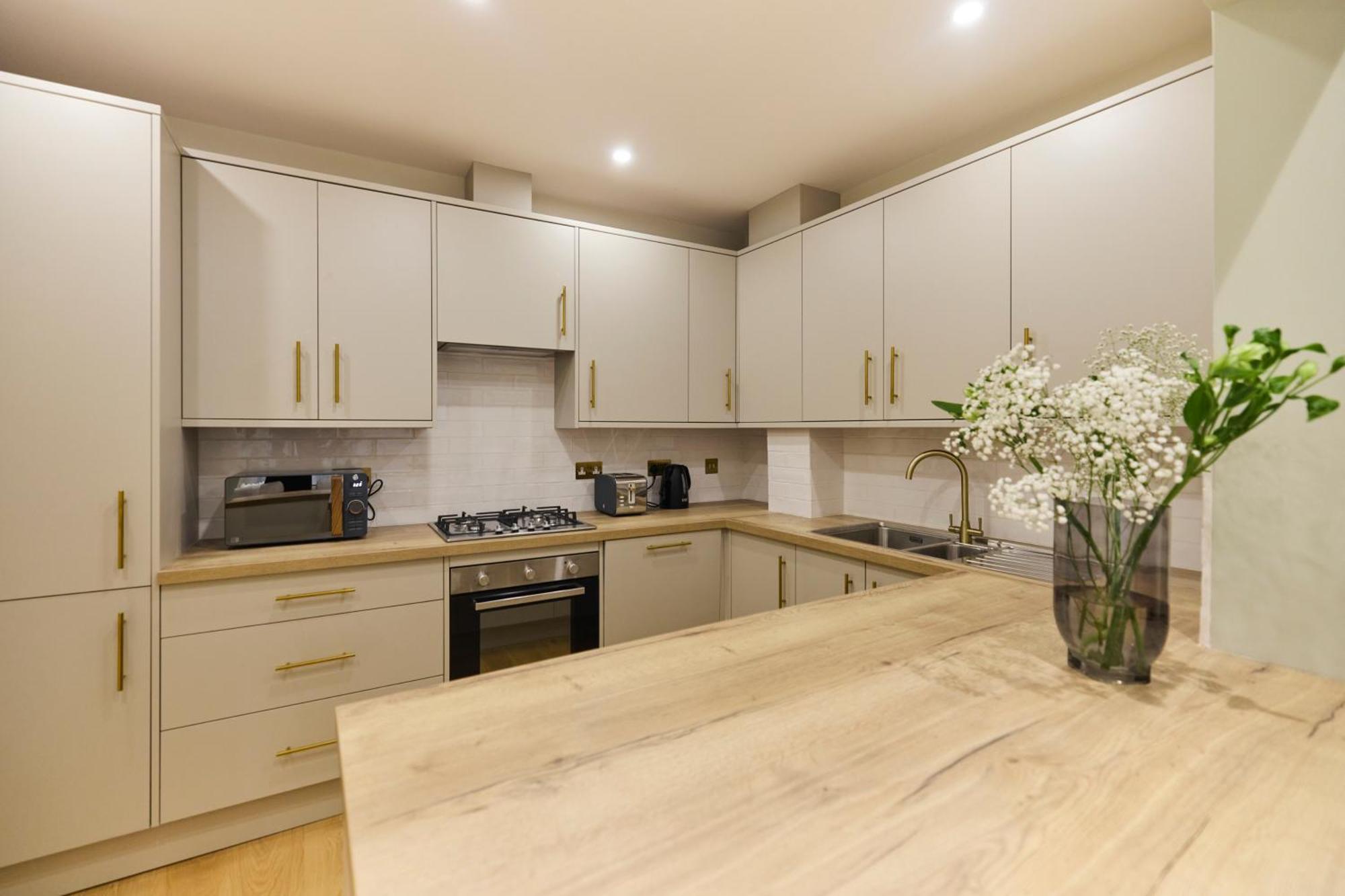 The Bayswater Gardens - Bright 3Bdr Home ロンドン エクステリア 写真